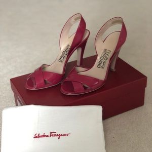 Salvatore Ferragamo Nuevo Slingback heels Sz 6.5